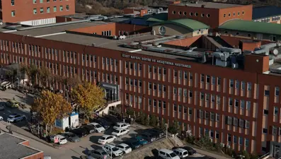 Okul yemekhanesinden zehirlenme şüphesi : 14 öğrenci hastaneye başvurdu