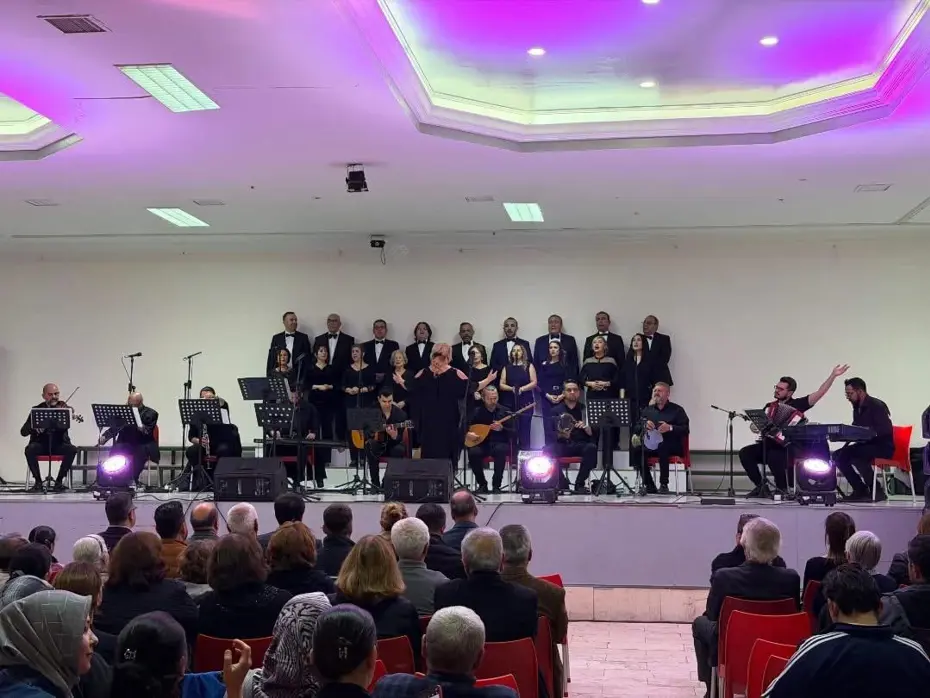 Atatürk'ün sevdiği şarkılar Sarıgöl'de yankılandı