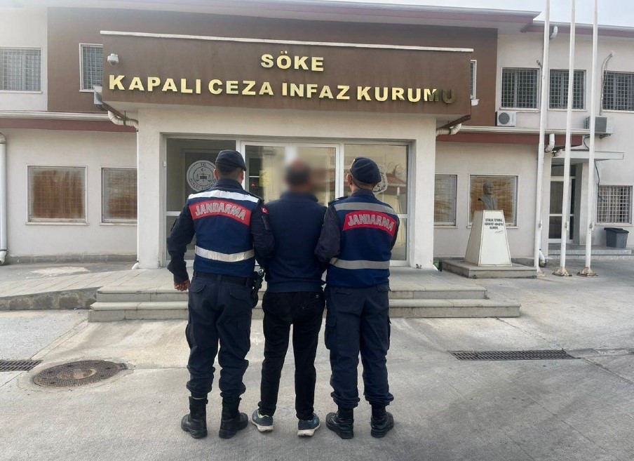 25 yıl 6 ay hapis cezasıyla aranan firari yakalandı
