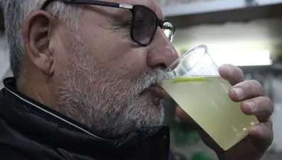 Tezgahlarda yoğunluk arttı: "Bir bardak içen grip olursa masrafları benden"