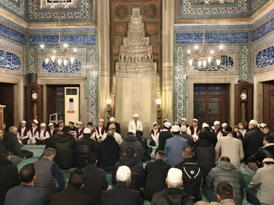 Mimar Sinan'ın manevi atmosferinde sabah namazı coşkusu