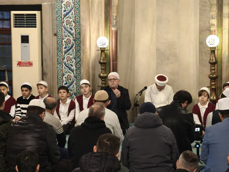 Mimar Sinan'ın manevi atmosferinde sabah namazı coşkusu 1 Mimar Sinan'ın manevi atmosferinde sabah namazı coşkusu 1