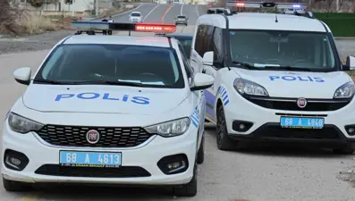 "Yan baktın" kavgası: 4 çocuk saldırdıkları genci bıçakladı