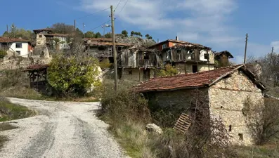 Eskiden 50 hane vardı şimdi 4 kişi yaşıyor: Hayalet köye dönüştü