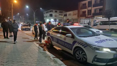 Trafik kontrolünde ruhsatsız silah ele geçirildi