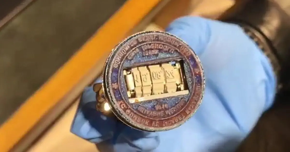 Mersin'de gümrükçülere rüşvet operasyonu: 10 kişi tutuklandı