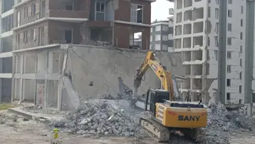 Deprem sonrası yıkımlarda sona gelindi