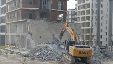 Deprem sonrası yıkımlarda sona gelindi