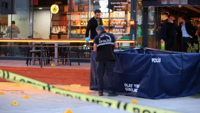 Husumetli kuzenlerin barışma buluşması cinayetle bitti