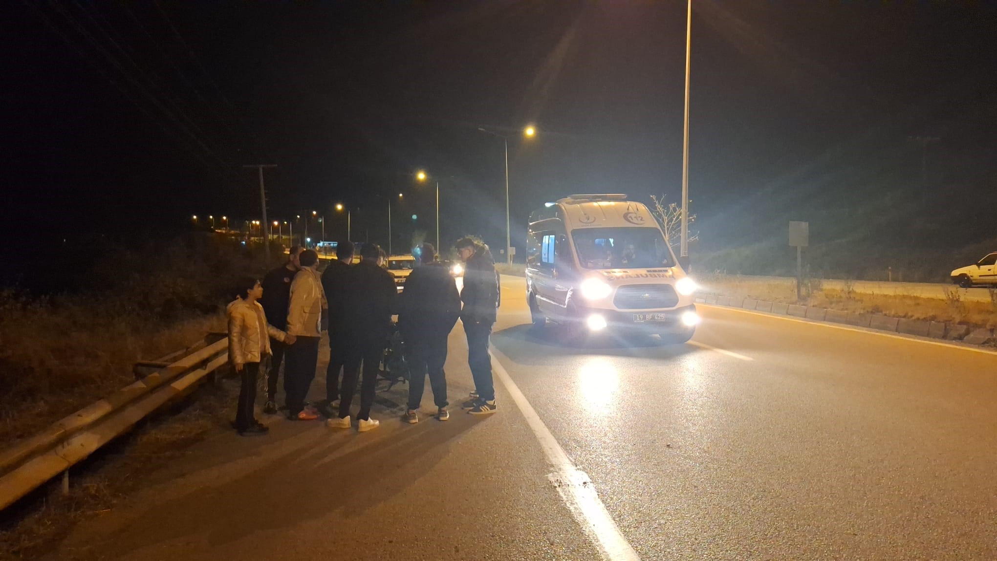 Çorum’da motosiklet devrildi: 2 yaralı