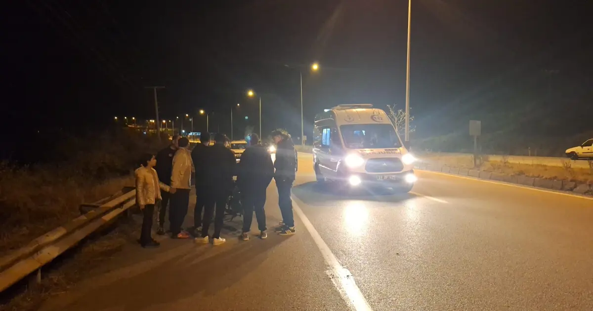 Çorum’da motosiklet devrildi: 2 yaralı