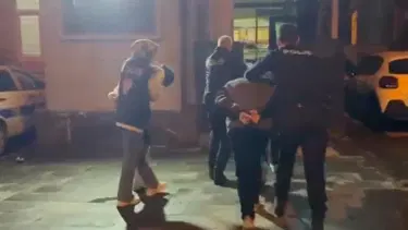 Sarrafta sahte altın bozduran kişiler yakalandı