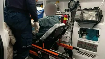 Balıkçı teknesinde rahatsızlandı, sahil güvenlik ekipleri tarafından kurtarıldı