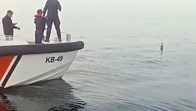 Karadeniz&#x27;de roket alarmı! Sahil Güvenlik incelemeye aldı