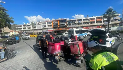 Muğla'da motosikletli kuryeler denetlendi