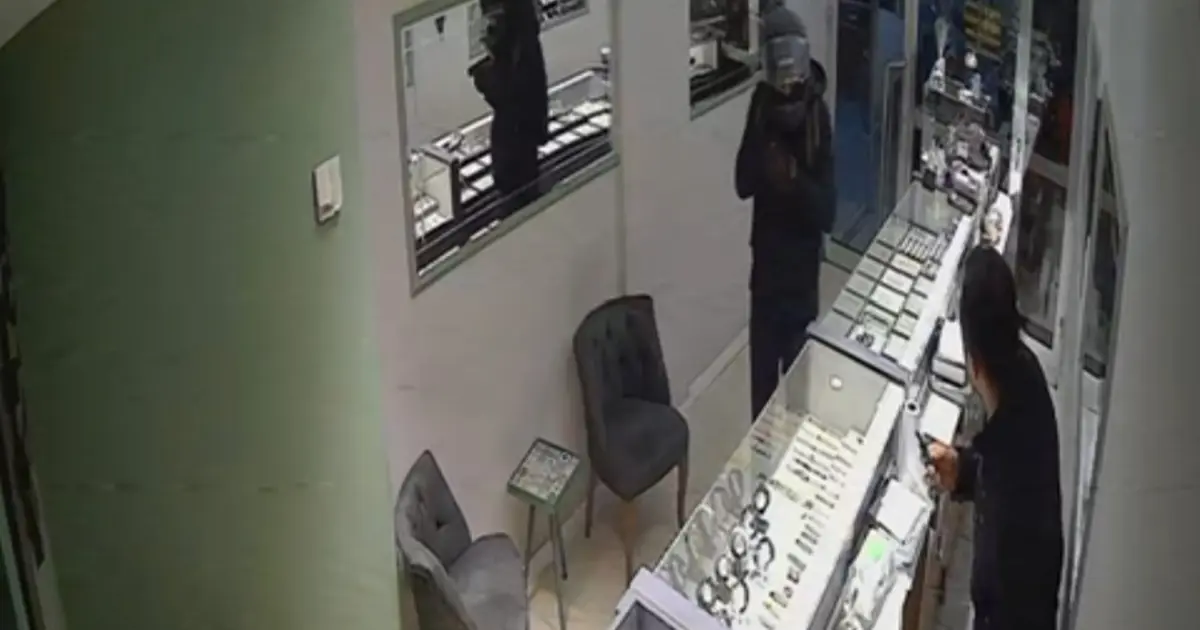 Çalışanı bağlayıp, 5 kilo altın çalmıştı: Diyarbakır'da yakalandı