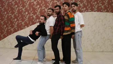 Sivas halayındaki hareket kenti karıştırdı. "Çok ayıp, saçma sapan şeyler yapılıyor"