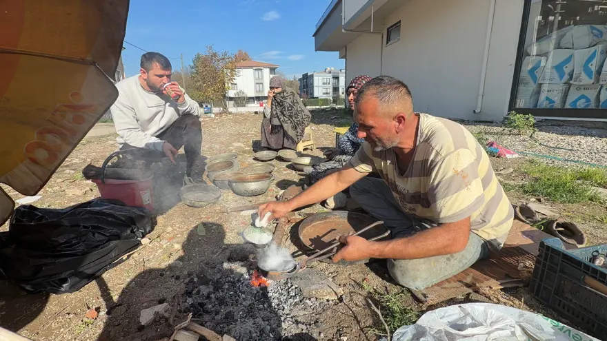 Dededen kalma mesleğini eşiyle birlikte yapıyor: ''3 çocuğumu bu iş sayesinde okuttum'' 3