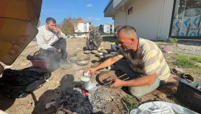 Dededen kalma mesleğini eşiyle birlikte yapıyor: ''3 çocuğumu bu iş sayesinde okuttum''