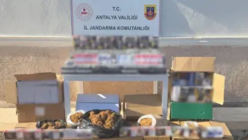 Antalya&#x27;da kaçakçılık operasyonunda 480 bin makaron bulundu