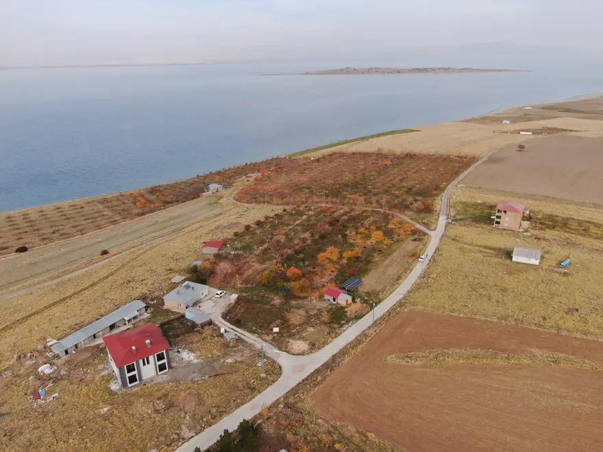 Van'da doğa ve sonbahar buluşması 1