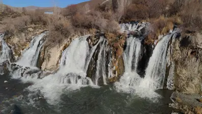 Van&#x27;da doğa ve sonbahar buluşması