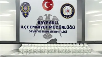 İzmir&#x27;deki uyuşturucu operasyonunda 3 kişi gözaltına alındı