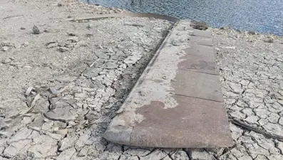 Sular çekilince 16 yıllık acı hatıra ortaya çıktı