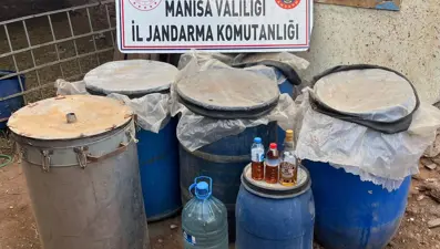 Manisa’da litrelerce sahte rakı ve viski ele geçirildi
