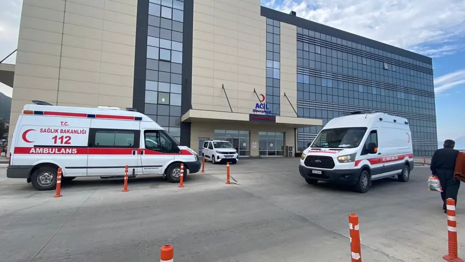 Burdur'da okulda öğle yemeği 34 kişiyi hastanelik etti
