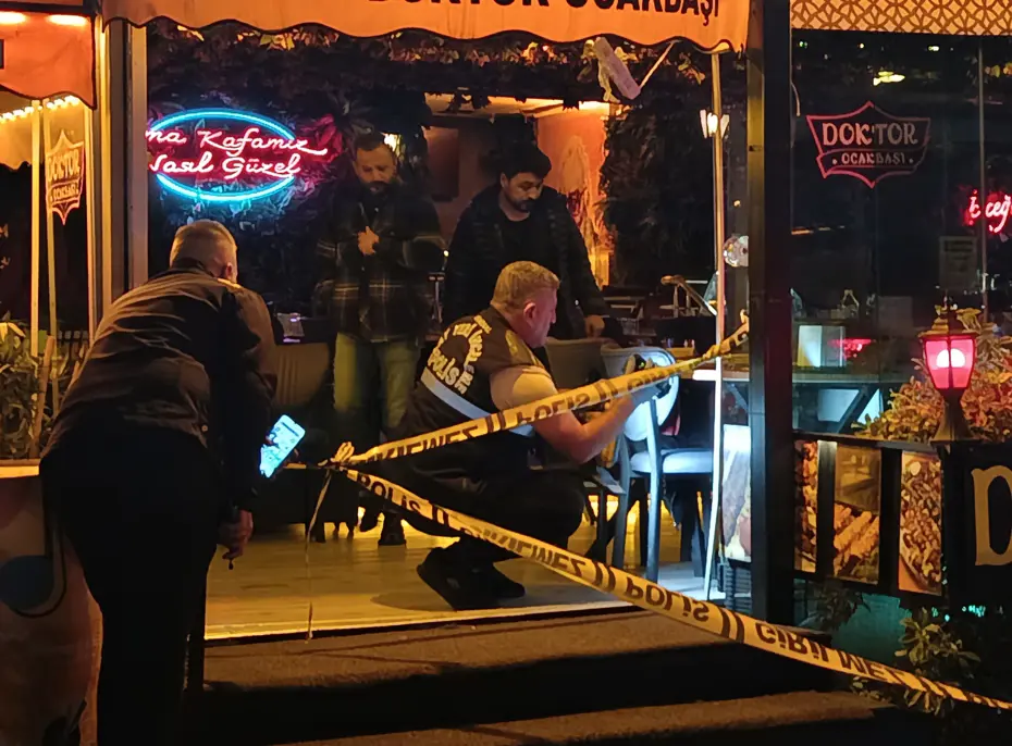 Ocakbaşında kanlı infaz