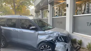 Kayseri'de hafif ticari araçla jeep çarpıştı 