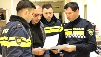 Gürcistan'da muhalefet lideri Elisaşvili, kundaklama girişimi iddiasıyla gözaltına alındı