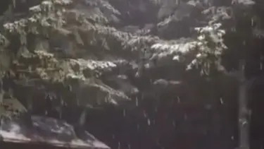 Kartepe'ye mevsimin ilk karı düştü