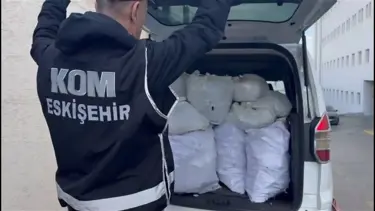 Çekicinin üzerindeki araçtan 480 adet tabanca çıktı