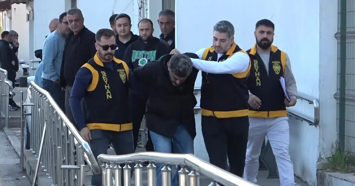 Katil meğer yazar olmuş! Sahte kimliğiyle 7 kitap yazıp imza günleri düzenlemiş