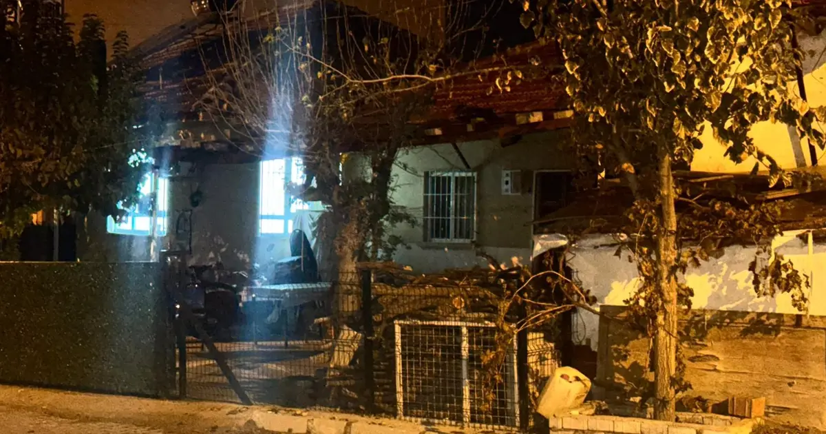 Lise öğrencisi aynı yaştaki kız arkadaşını tüfekle vurdu