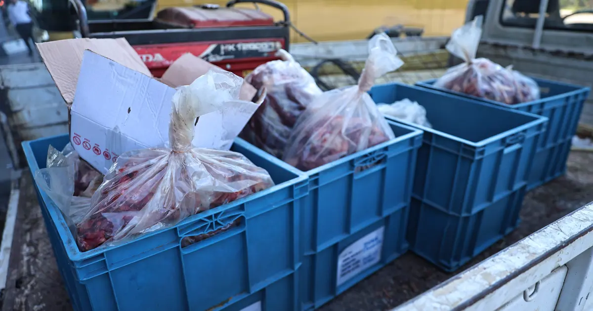 Otobüs bagajından kilolarca kaçak et çıktı