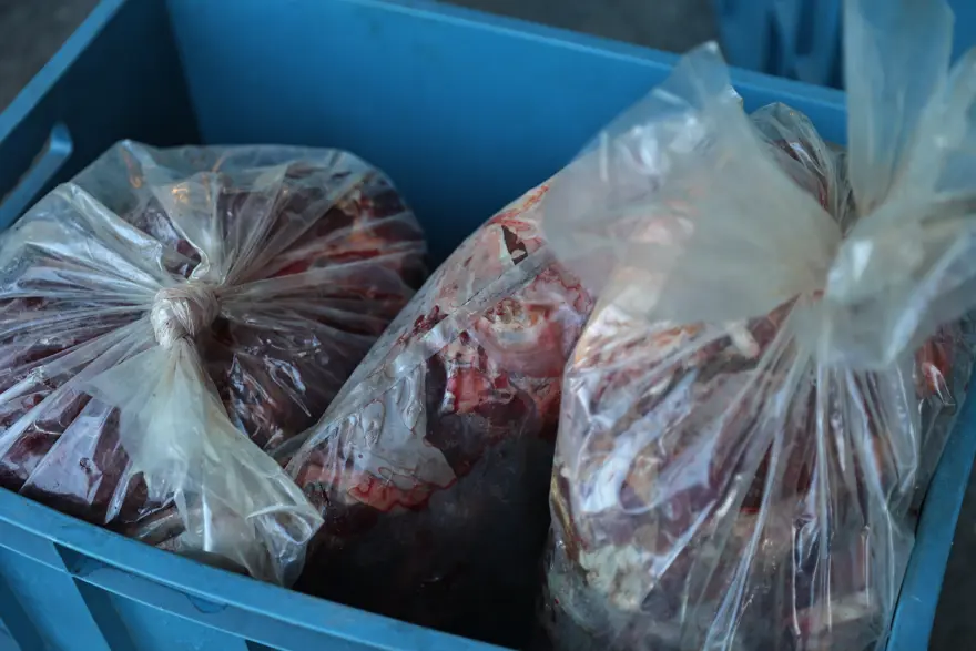 Otobüs bagajından kilolarca kaçak et çıktı 3