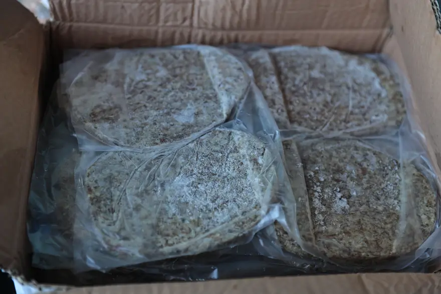 Otobüs bagajından kilolarca kaçak et çıktı 1