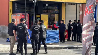 Mersin'de akli dengesi yerinde olmayan kişi üç kişiyi öldürdü