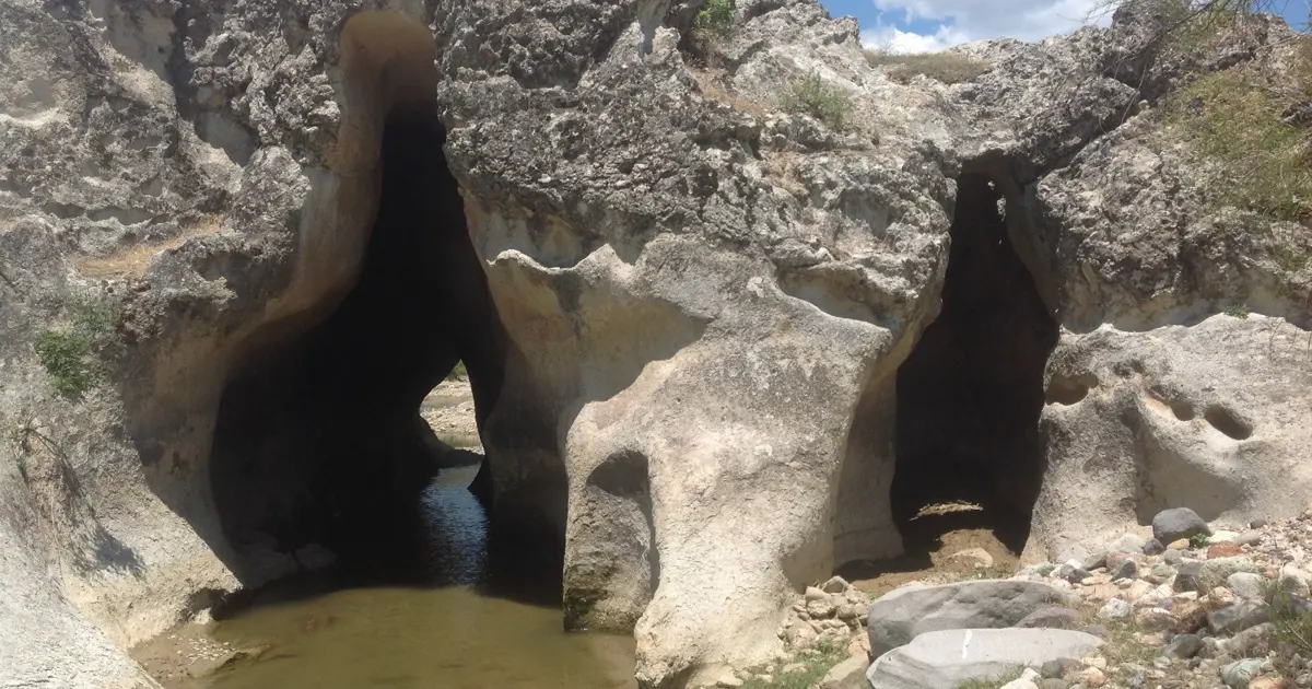 Teknoloji gelişince kaderine terk edildi. 'Delikli Bent' 2 bin yıllık tarihe sahip