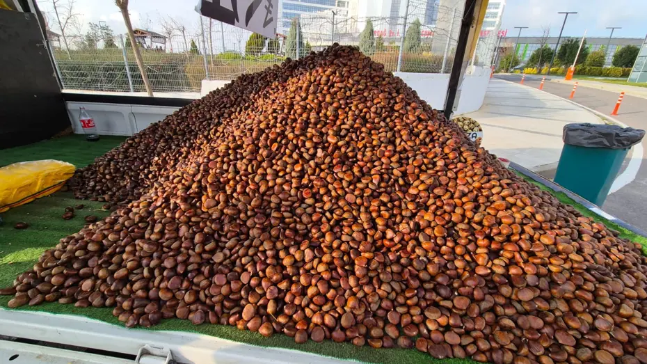 Havalar soğuyunca tezgahların gözdesi oldu, şifalı besinin kilosu 175 lira