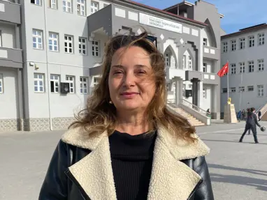 Nurcan Öğretmen Heimlich manevrasıyla öğrencisinin hayatını kurtardı