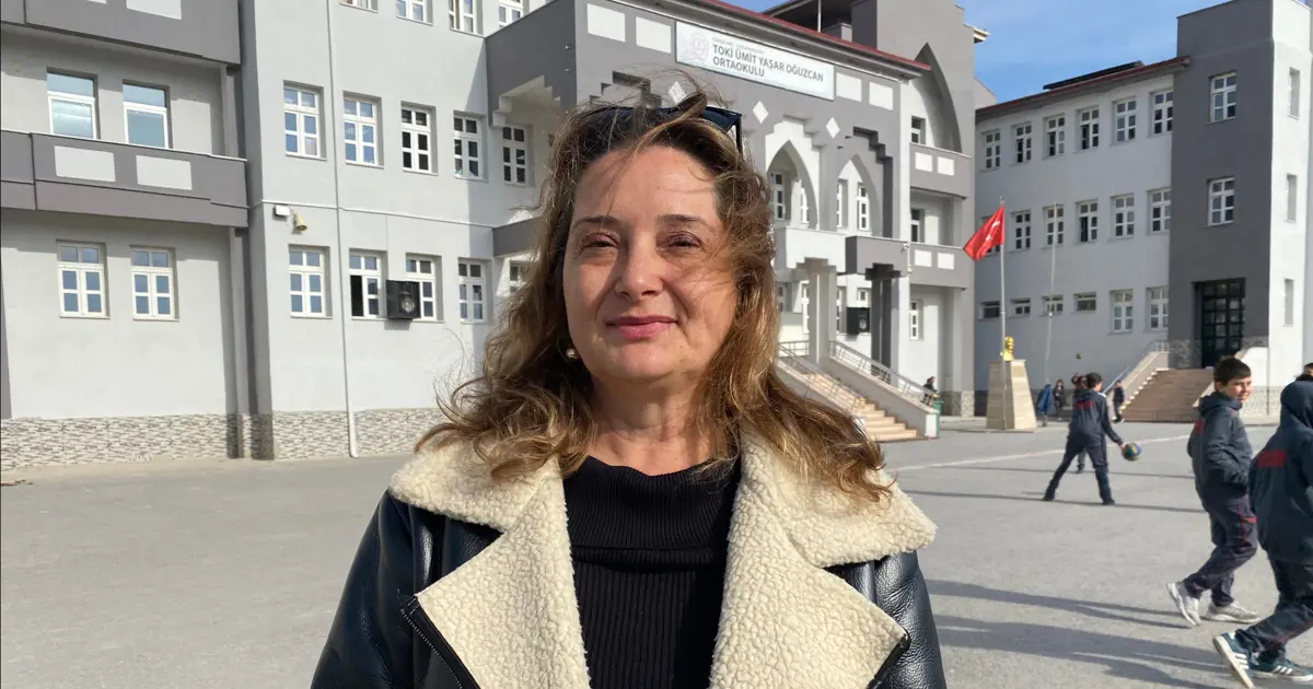 Nurcan Öğretmen Heimlich manevrasıyla öğrencisinin hayatını kurtardı