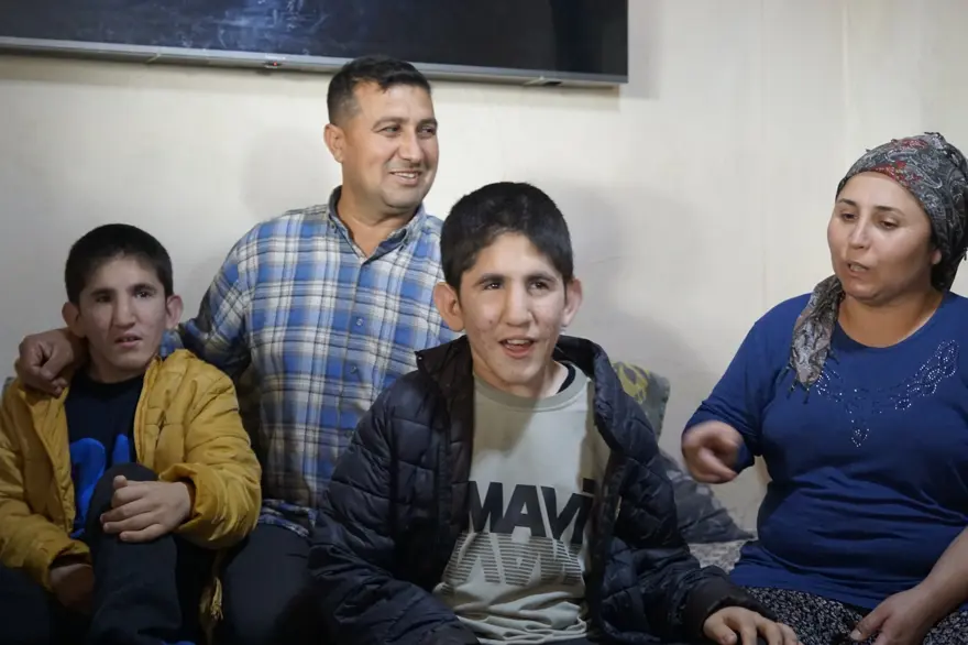 Kromozom 4q delesyon sendromu
 2