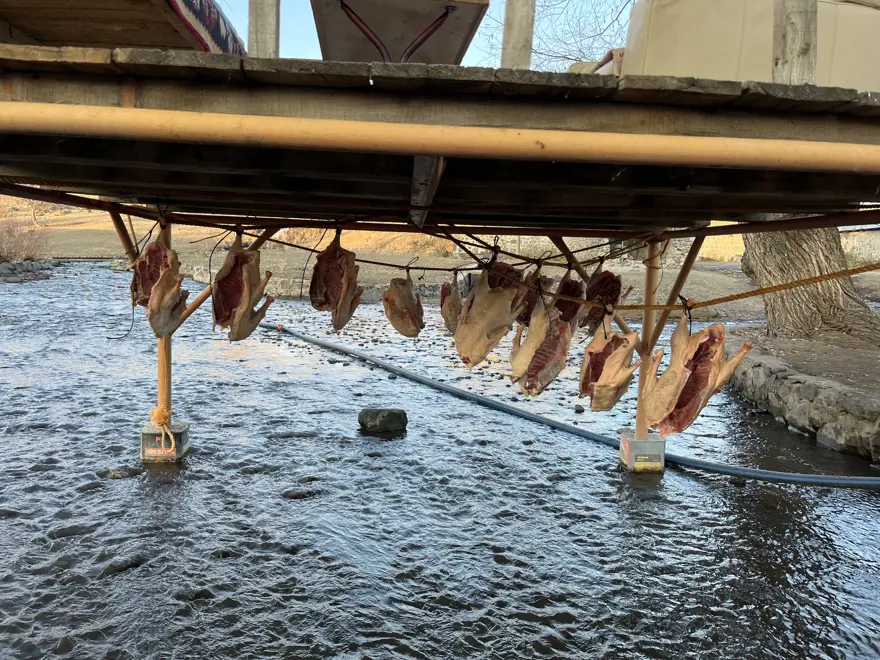 Kilosu 2 bin liradan satılıyor, kış sofralarının vazgeçilmezi. En az 15 gün kurutuluyor 