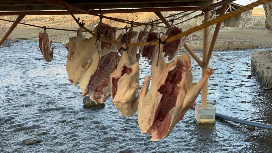 Kilosu 2 bin liradan satılıyor, kış sofralarının vazgeçilmezi. En az 15 gün kurutuluyor 1