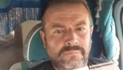 Belediye önünde kendini ateşe veren kişi hayatını kaybetti