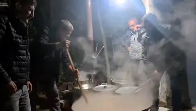 Tandırda saatlerce pişiyor, Ağrı'nın geleneksel lezzeti. Edirne'de yoğun ilgi gördü